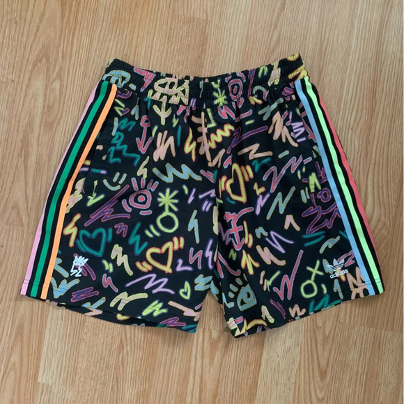 Adidas x Kris Andrews Love Unites Pride Doodle Print Shorts Unisex Size S - Picture 2 of 16